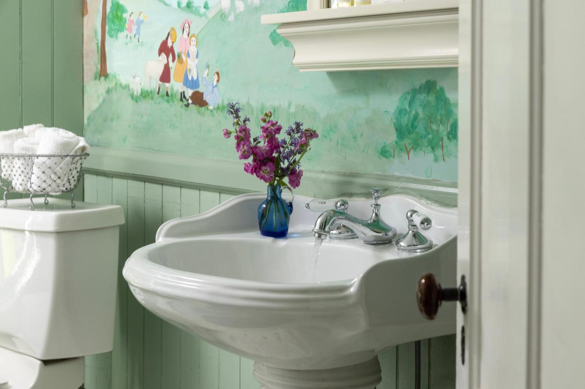 Maguire House Bed And Breakfast Ashburnham Bagian luar foto
