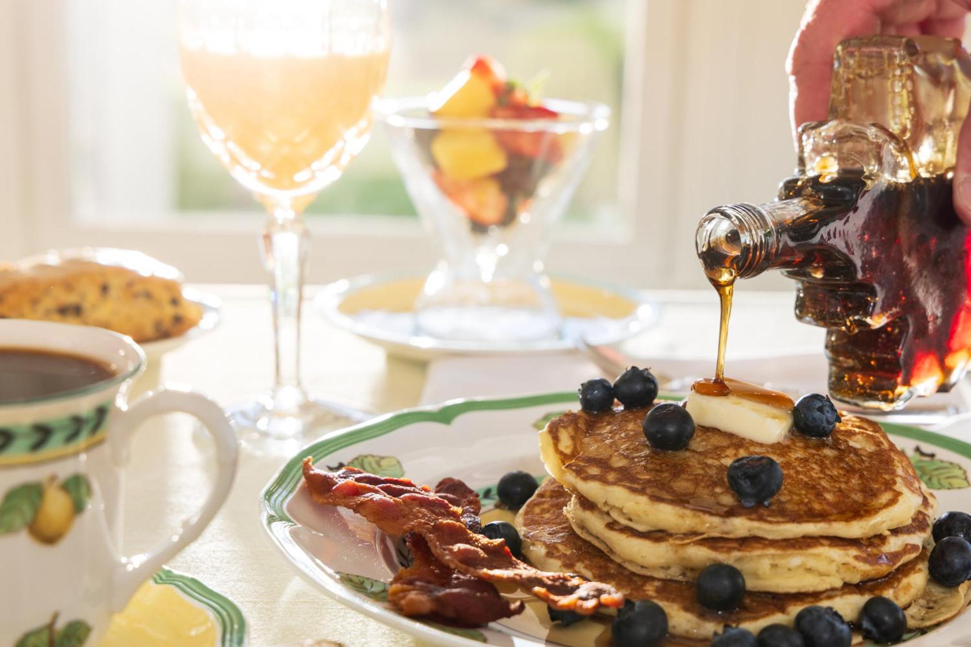 Maguire House Bed And Breakfast Ashburnham Bagian luar foto