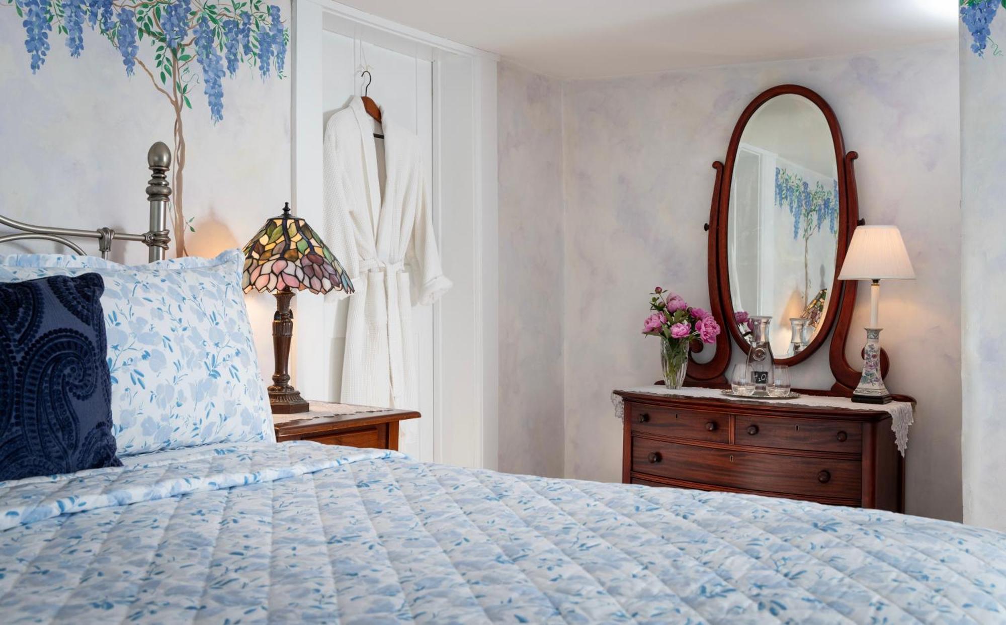 Maguire House Bed And Breakfast Ashburnham Bagian luar foto