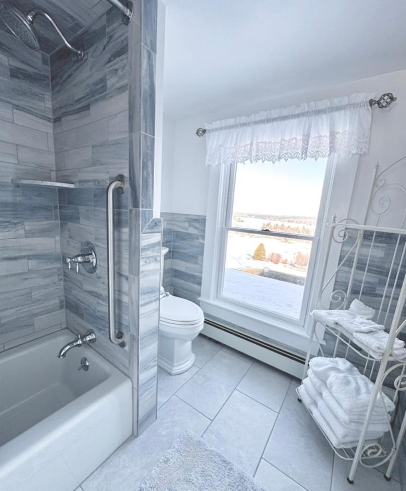 Maguire House Bed And Breakfast Ashburnham Bagian luar foto